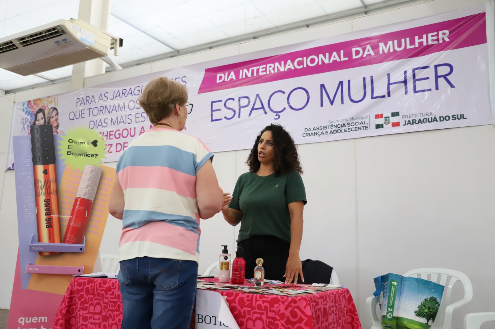 Centro De Conviv Ncia Movimenta Evento Alusivo Ao Dia Da Mulher