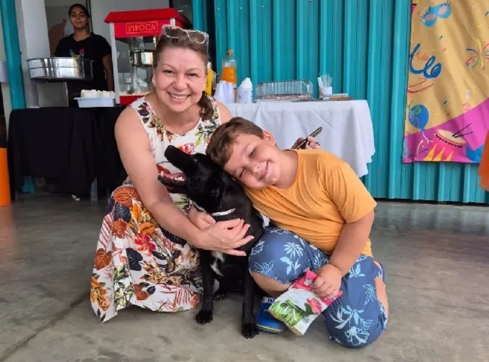 Fujama: oito animais ganham novos lares por meio da feira de adoção