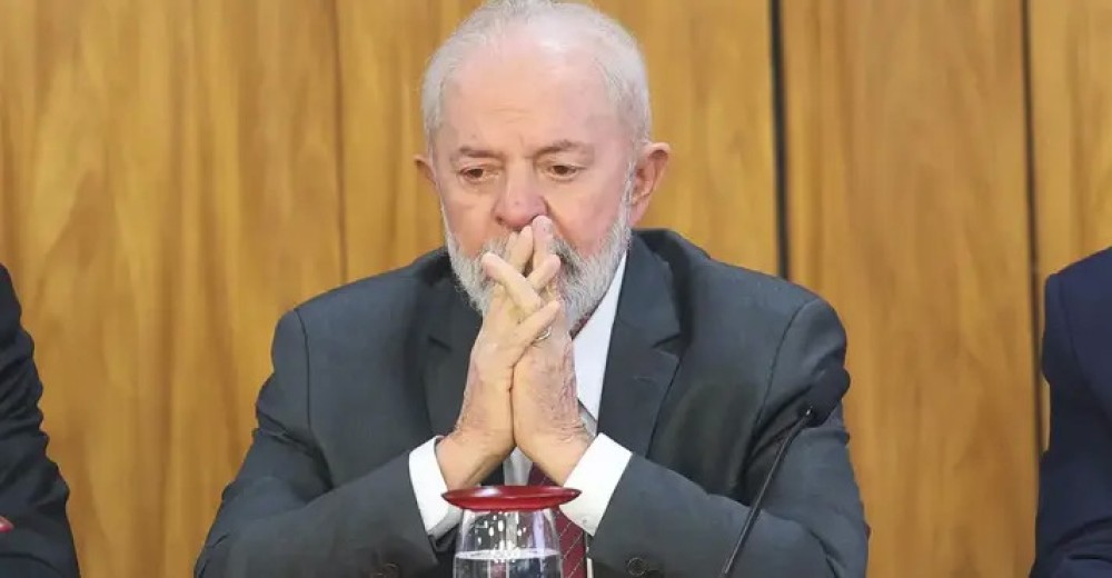 Maioria dos diretórios do MDB defende neutralidade em 2026 e reage a aproximação com Lula