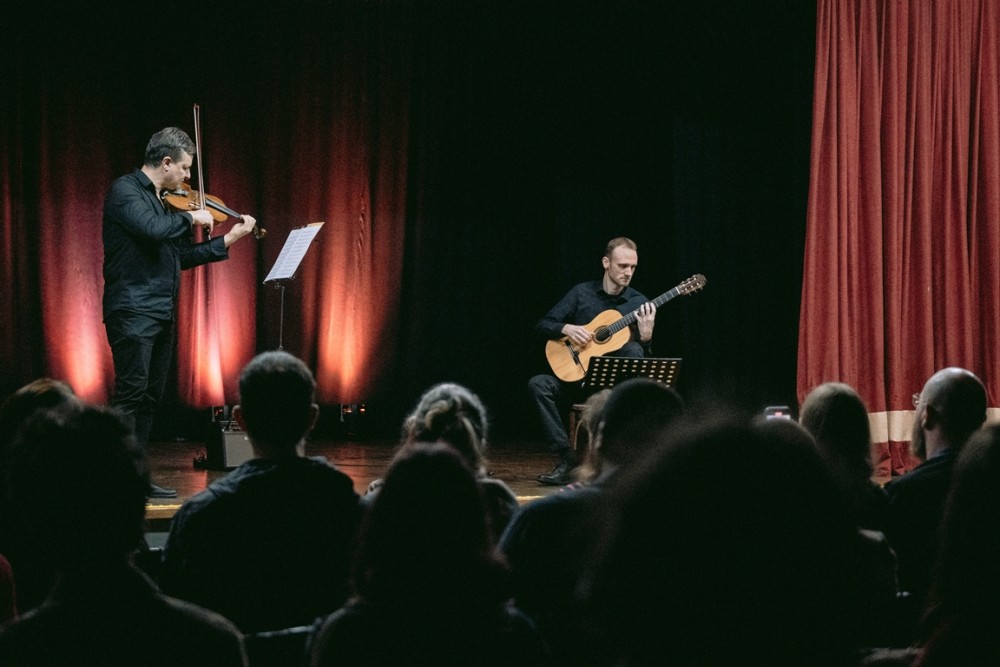 Concertos do Projeto Diálogos com Duo Girardello & Pofahl chegam a oito cidades de Santa Catarina a partir deste mês