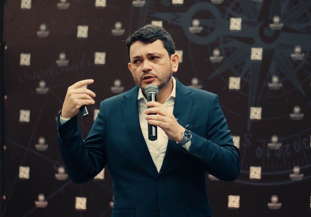 Danuzio Neto destaca potencial de Santa Catarina e impactos da geopolítica em encontro em Jaraguá do Sul