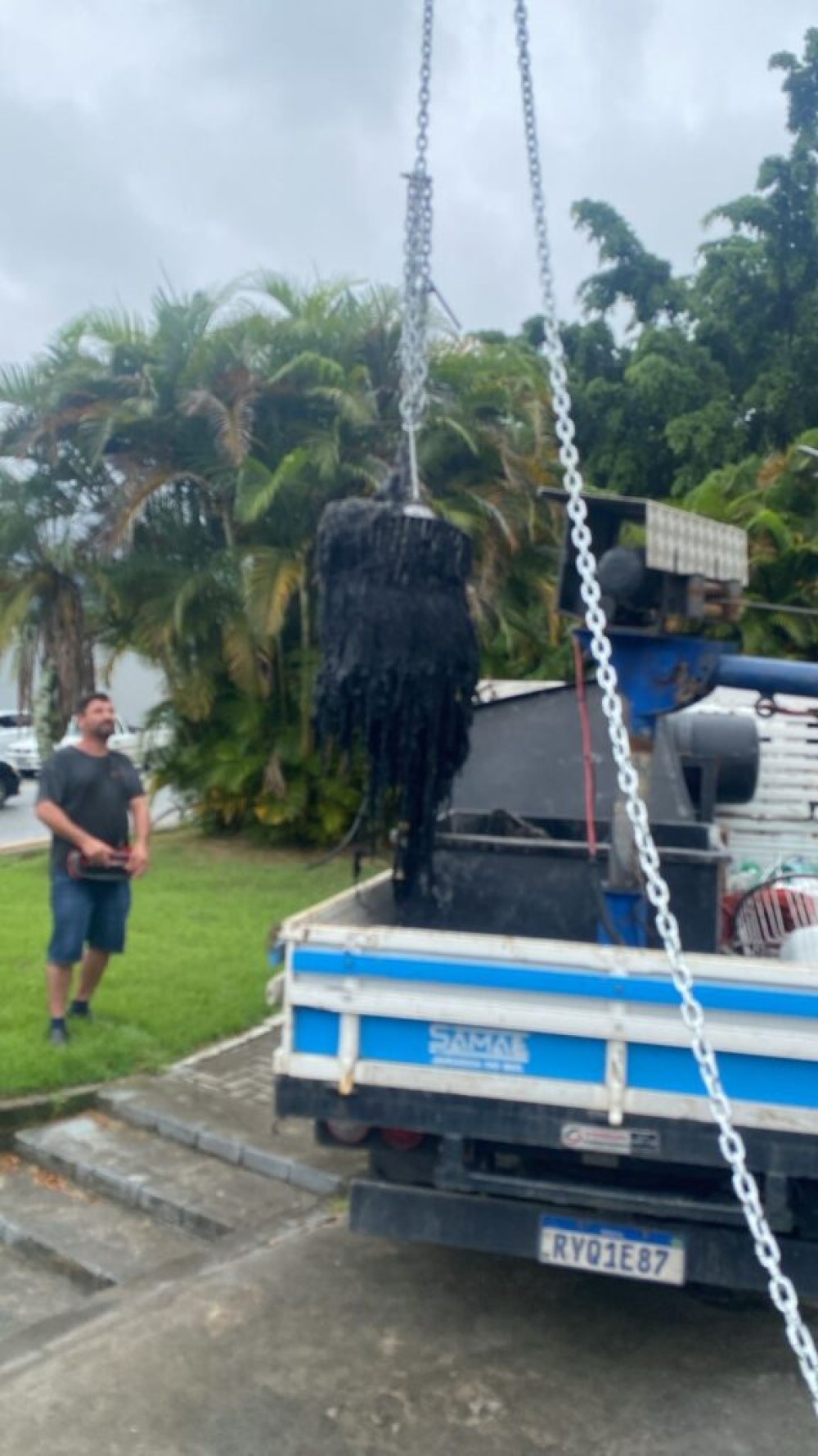 Samae reforça orientações sobre o descarte inadequado de resíduos na rede de esgoto