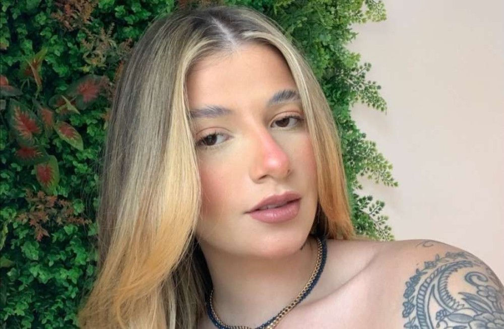 URGENTE - Jovem de 25 anos é encontrada morta dentro de condomínio