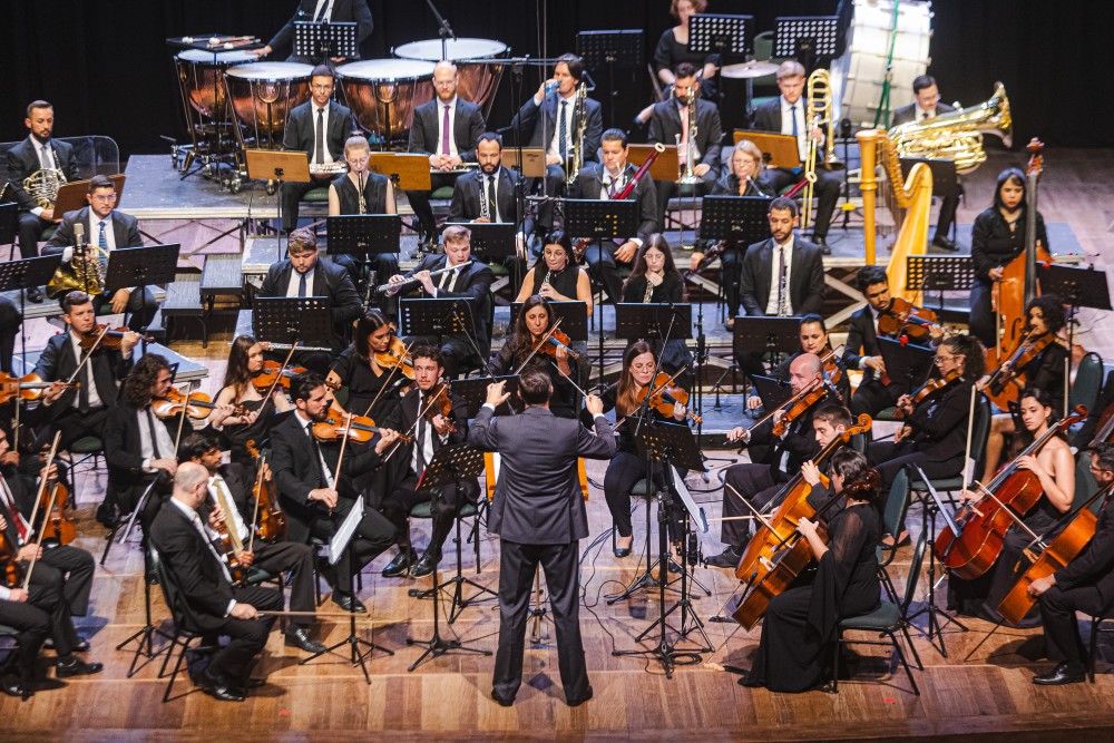 Orquestra Filarmônica de Jaraguá do Sul sobe ao palco com Daniel na celebração dos 150 anos da cidade