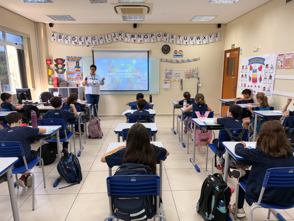 Samae realiza aula inaugural do Proeva na Escola Sesc