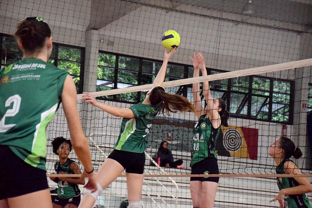 Jaraguá do Sul recebe o Brasileiro Interclubes de Vôlei Sub-17 Feminino