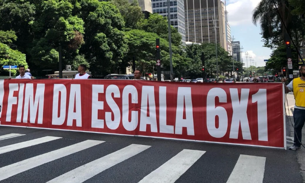 Fim da escala 6X1: A folga virou abóbora (Veja o vídeo)