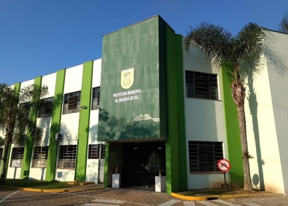 OPORTUNIDADE: Jaraguá do Sul abre processo seletivo com salários de até R$ 23,2 mil