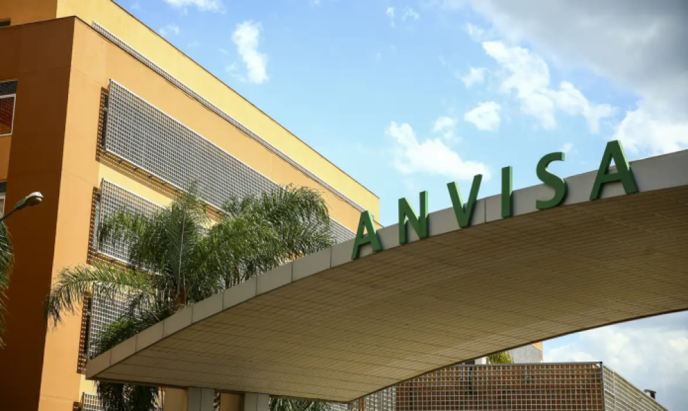 ATENÇÃO: Anvisa proíbe fabricação e venda de 12 produtos de limpeza