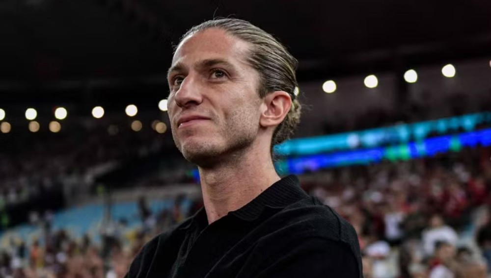 Filipe Luís acerta com o Monaco em primeiro desafio como treinador na Europa, afirma jornal francês