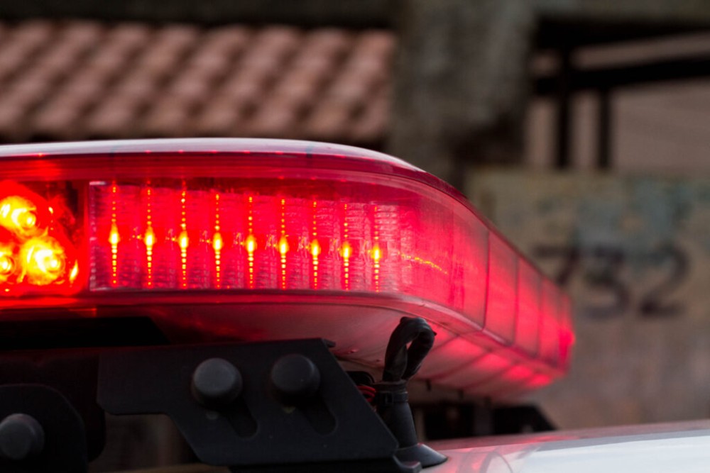 EITA! Mulher faz barraco na frente da casa do ex e acaba presa em Jaraguá do Sul