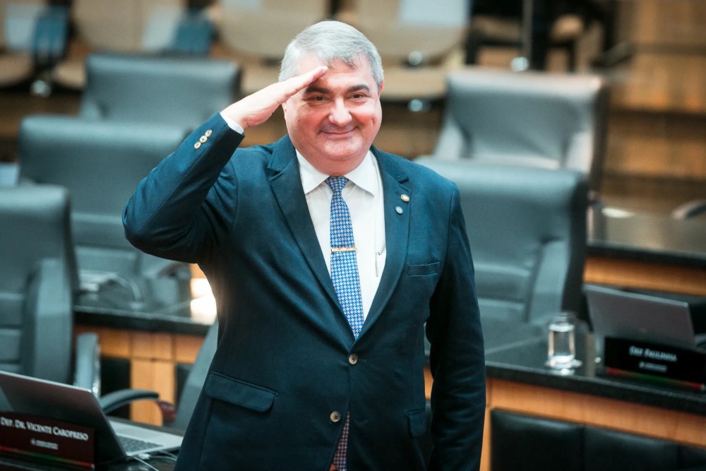 Candidatura ao governo pode ser “presente de grego” para Antídio Lunelli no MDB