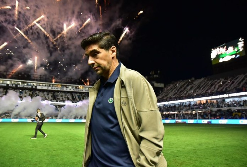 Abel Ferreira sofre punição após polêmica em jogo do Palmeiras