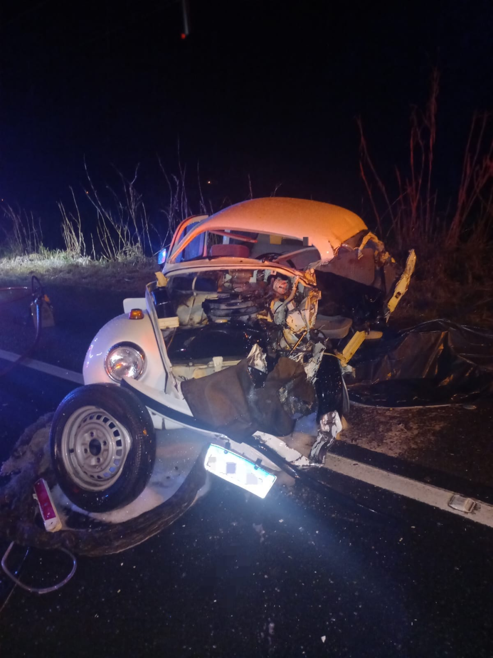 TRAGÉDIA: Motorista morre em colisão entre Fusca e caminhão em Massaranduba