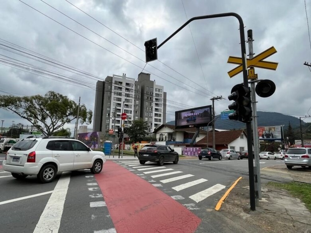 JARAGUÁ DO SUL - O retrato que desafia a fama de cidade rica
