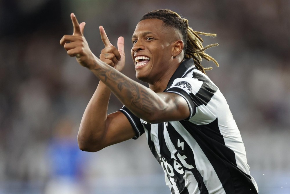 Palmeiras negocia com Danilo do Botafogo e da Seleção Brasileira