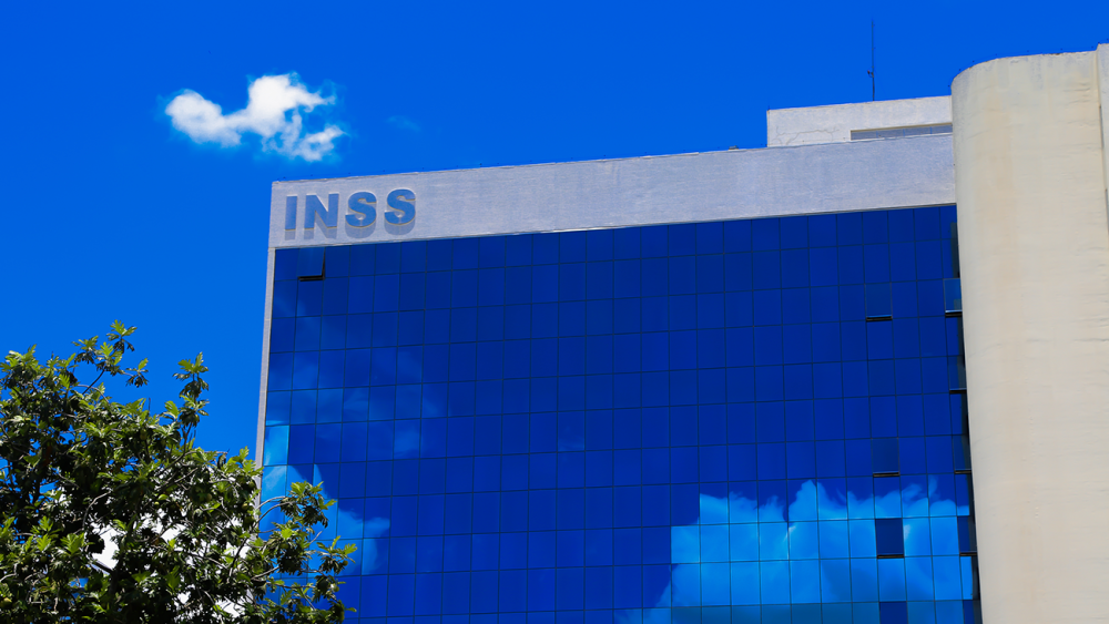 INSS suspende atendimento presencial e digital 