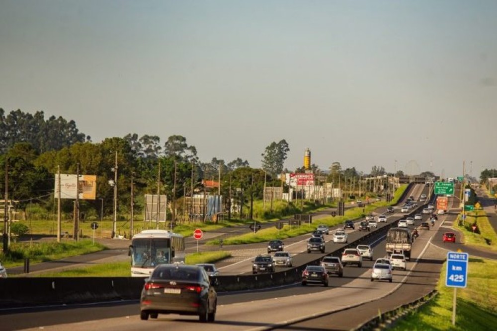 BR-101 deve receber mais de 620 mil veículos durante o feriado