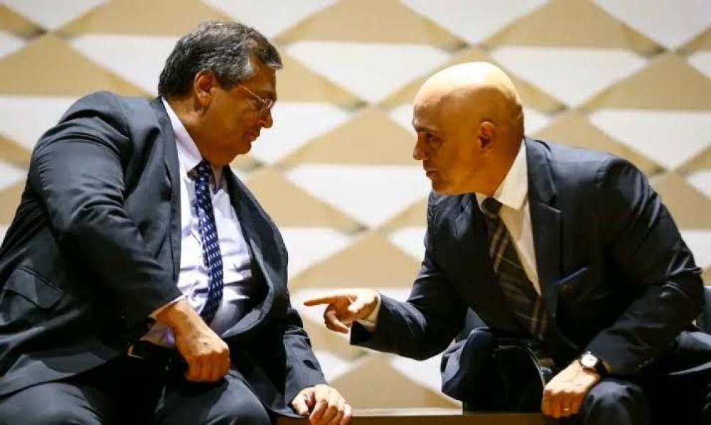 Ministros Dino e Moraes defendem reavaliar fim do diploma obrigatório para jornalistas
