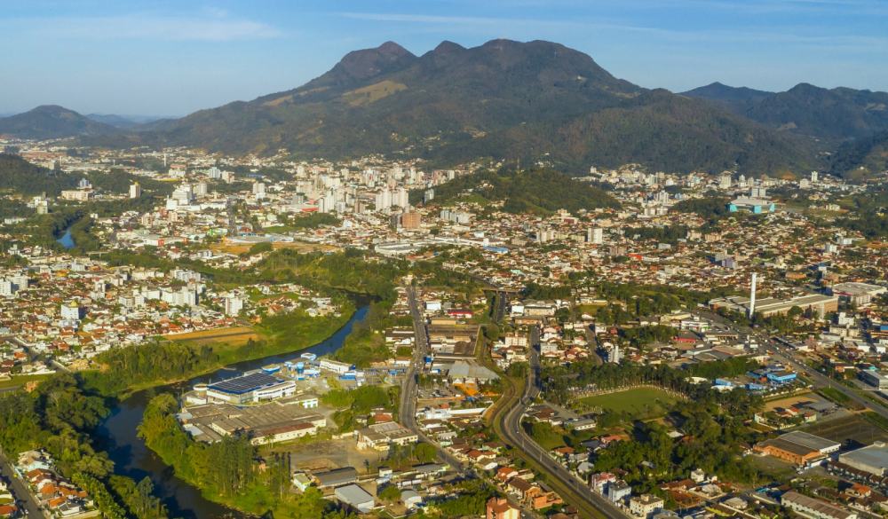 Jaraguá do Sul se destaca entre as cidades mais competitivas do país