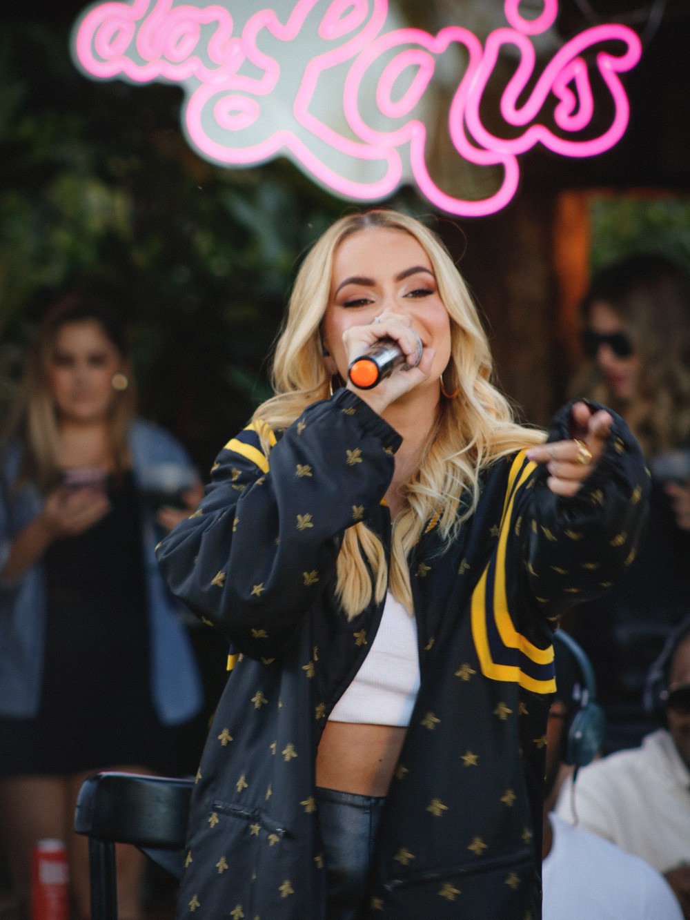 Lais Bianchessi aposta no pagode romântico autoral em novo EP