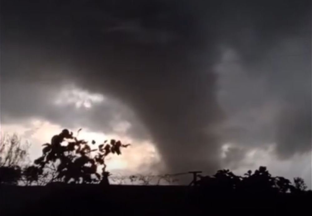 Assustador: Tornado causa estragos em cidades do Rio Grande do Sul