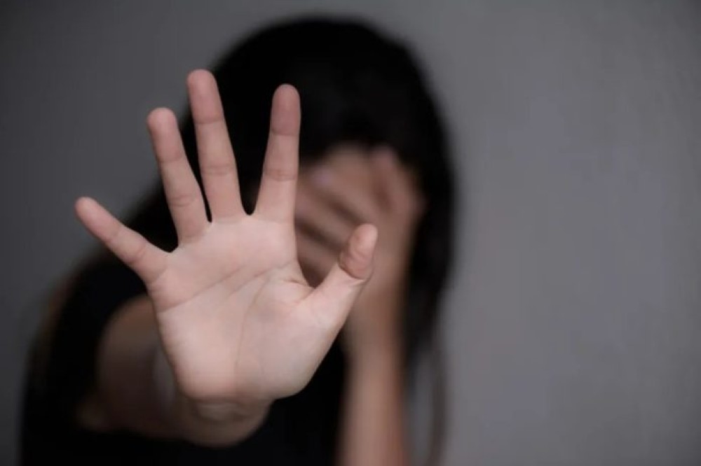 Adolescente desaparecida relata estupro e roubo após sair para curso em SC
