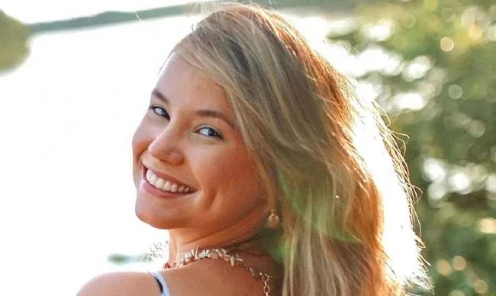 O que se sabe sobre a morte rápida, fulminante e prematura da jovem jornalista Flávia Bacelar, aos 31 anos