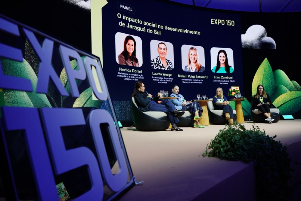 Com Laurita Weege e outros grandes nomes da região, painel no DOMO encerra ciclo de palestras da Expo150 com lotação máxima
