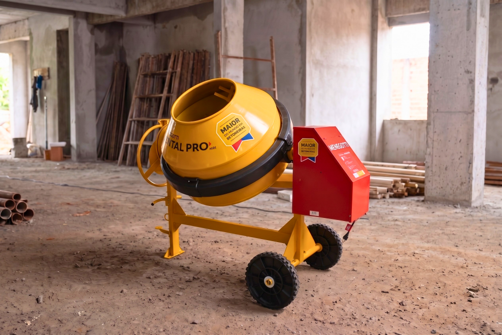 Menegotti lança betoneira Rental Pro focada nas exigências do mercado de locação de equipamentos
