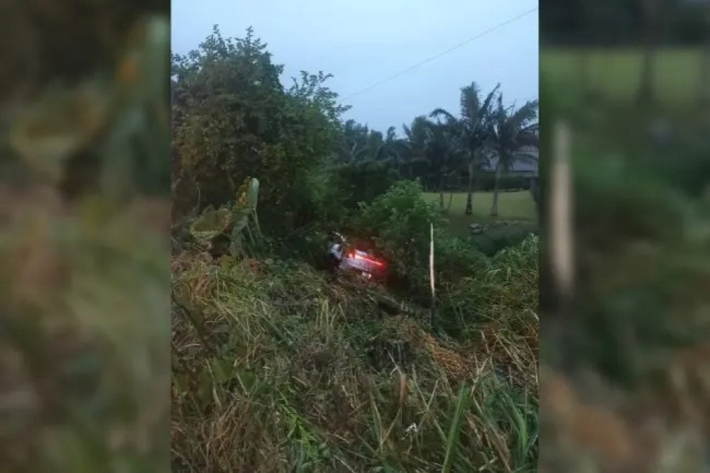 Saída de pista deixa motorista ferido na serra entre Pomerode e Jaraguá do Sul
