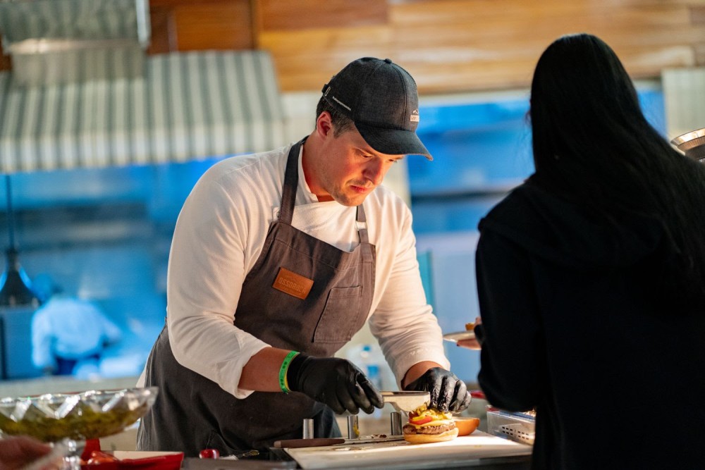 Costao comemora Dia dos Pais com experiências em família e almoço especial assinado pelo chef Roberto Bocabello