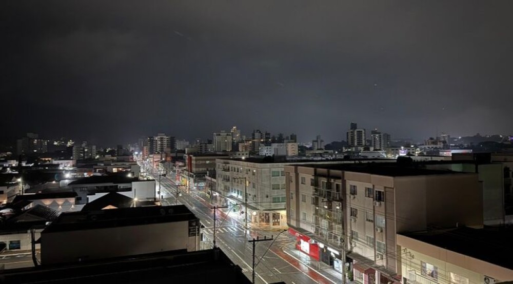 Chuva mantém tempo fechado em Jaraguá do Sul nesta quinta-feira; fim de semana terá trégua