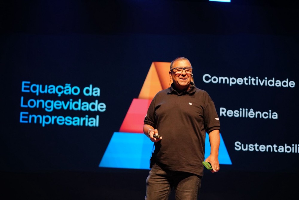 Presidente do Jaraguá Futsal compartilha experiência de gestão na Convenção Nacional de Vendas da WEG