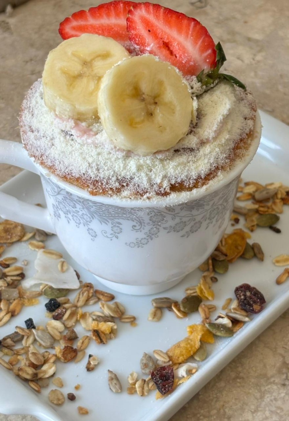 Receita de bolo de caneca dispara nas buscas do GOOGLE e conquista quem vive na correria