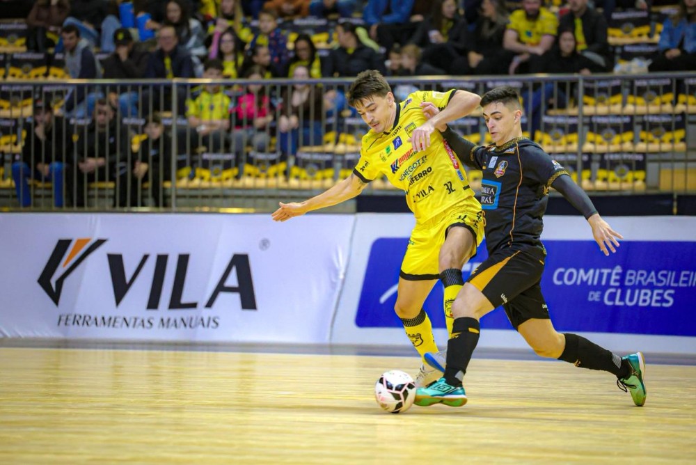 Jaraguá Futsal perde para o Magnus na Liga Nacional