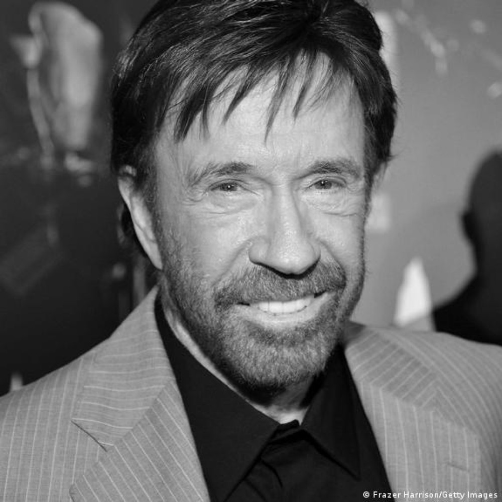 Morre Chuck Norris, lenda das artes marciais e ícone do cinema