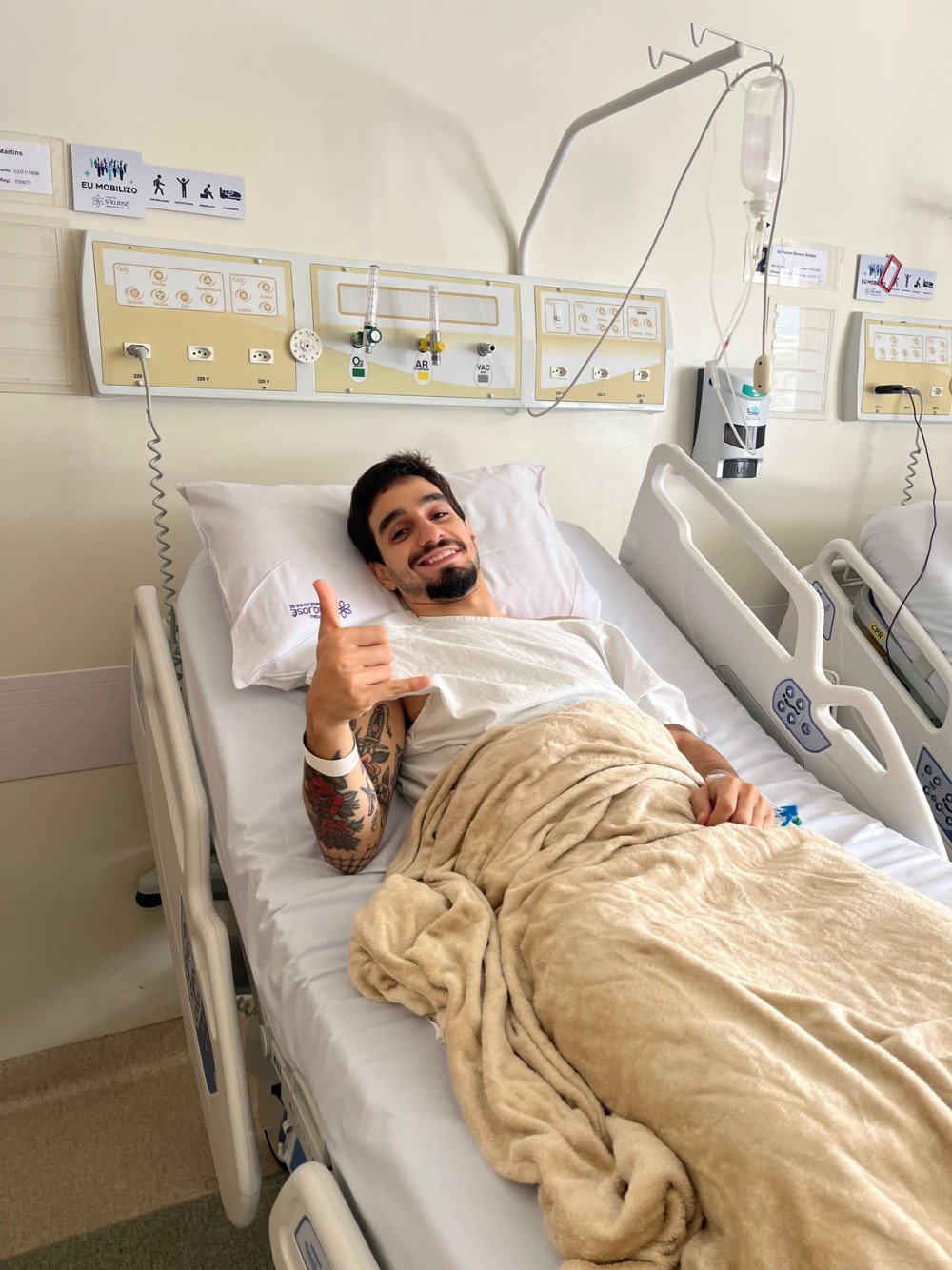 Bruninho passa por cirurgia no joelho e deve retornar às quadras em até 40 dias
