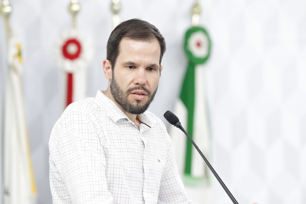 Almeida quer proibir circulação de ciclomotores e equipamentos elétricos em parques públicos fechados ou de acesso controlado em Jaraguá do Sul
