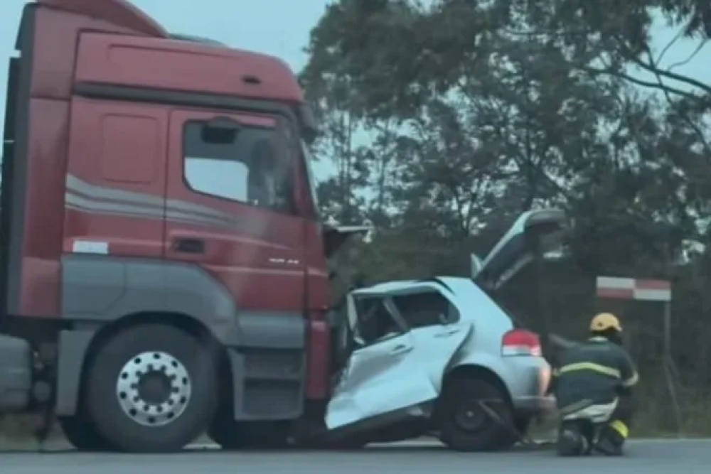 Seis pessoas da mesma família morrem em grave acidente na BR-281