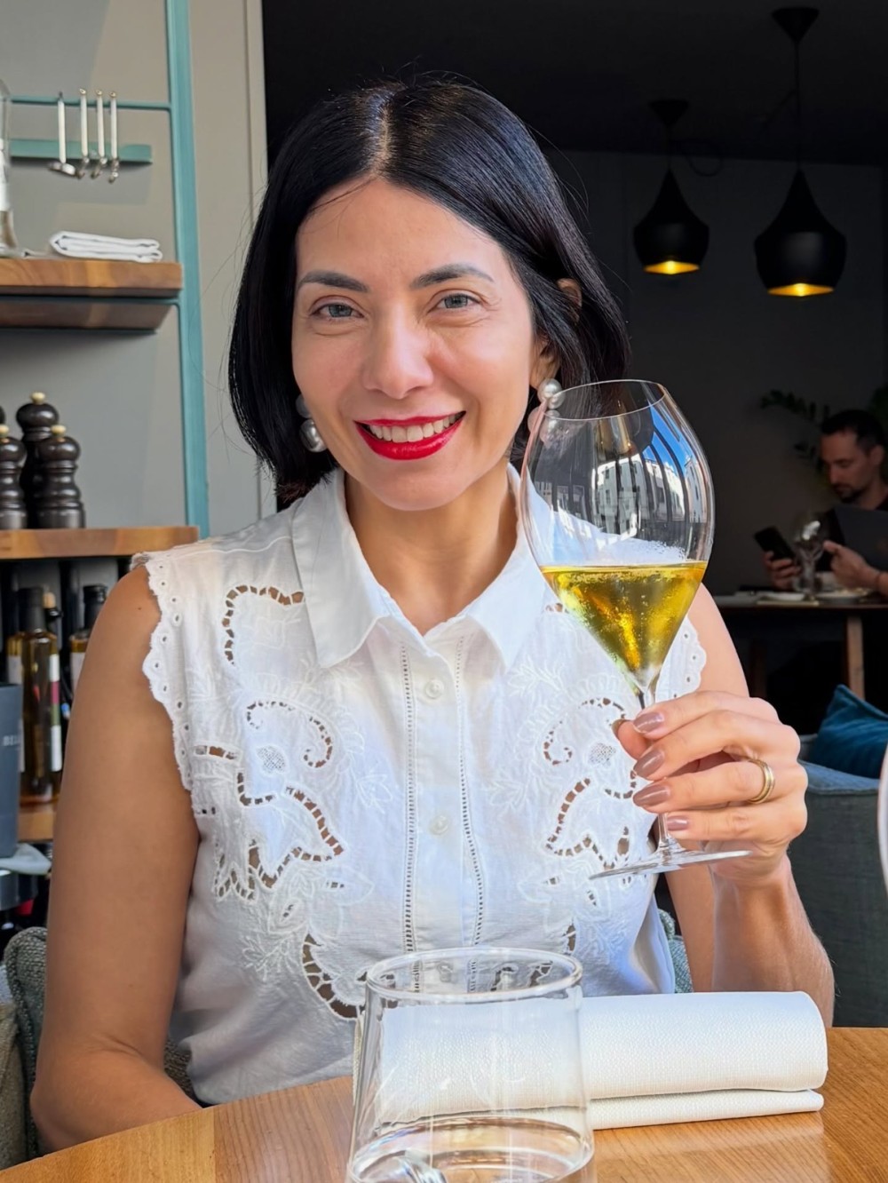 COLUNA DO MOA - Juliana Nardelli brilha como uma das mulheres mais elegantes de Jaraguá do Sul