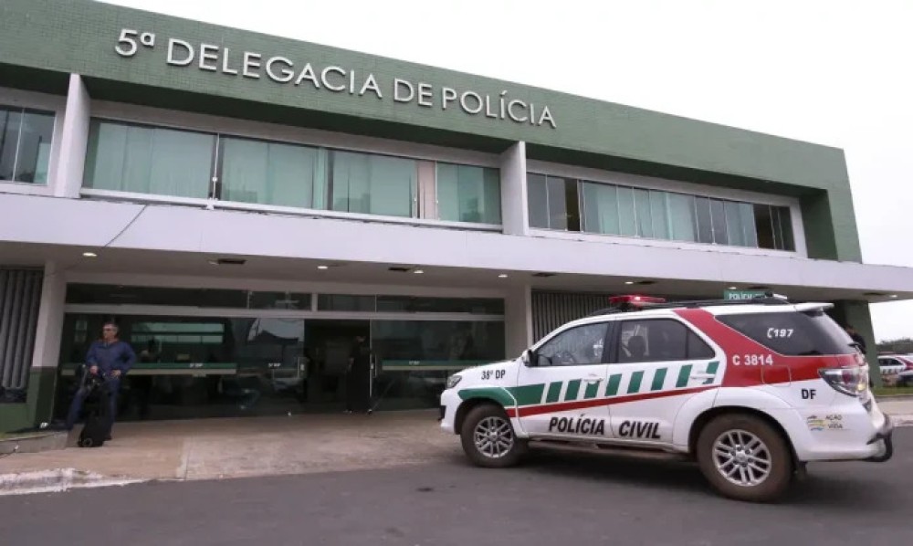 Polícia Civil não indicia Bolsonaro no caso de arma apreendida