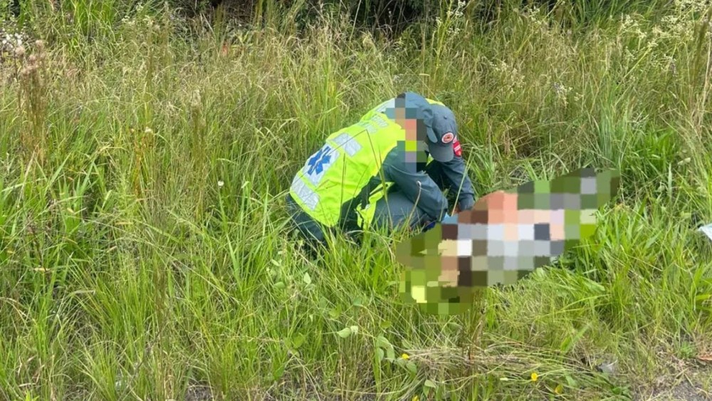 Motociclista é resgatado após 11 horas caído em rodovia na SC-110