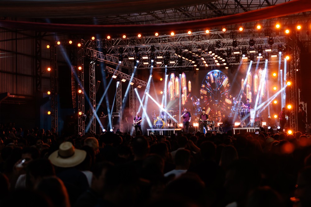 Fecarroz 2026 terá mais de 10 shows nacionais e regionais e deve movimentar público no fim de semana