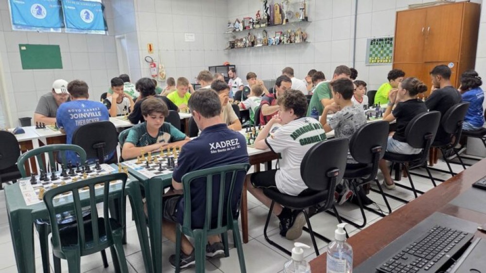 Jaraguaenses dominam etapa da Copa Jaraguá de Xadrez