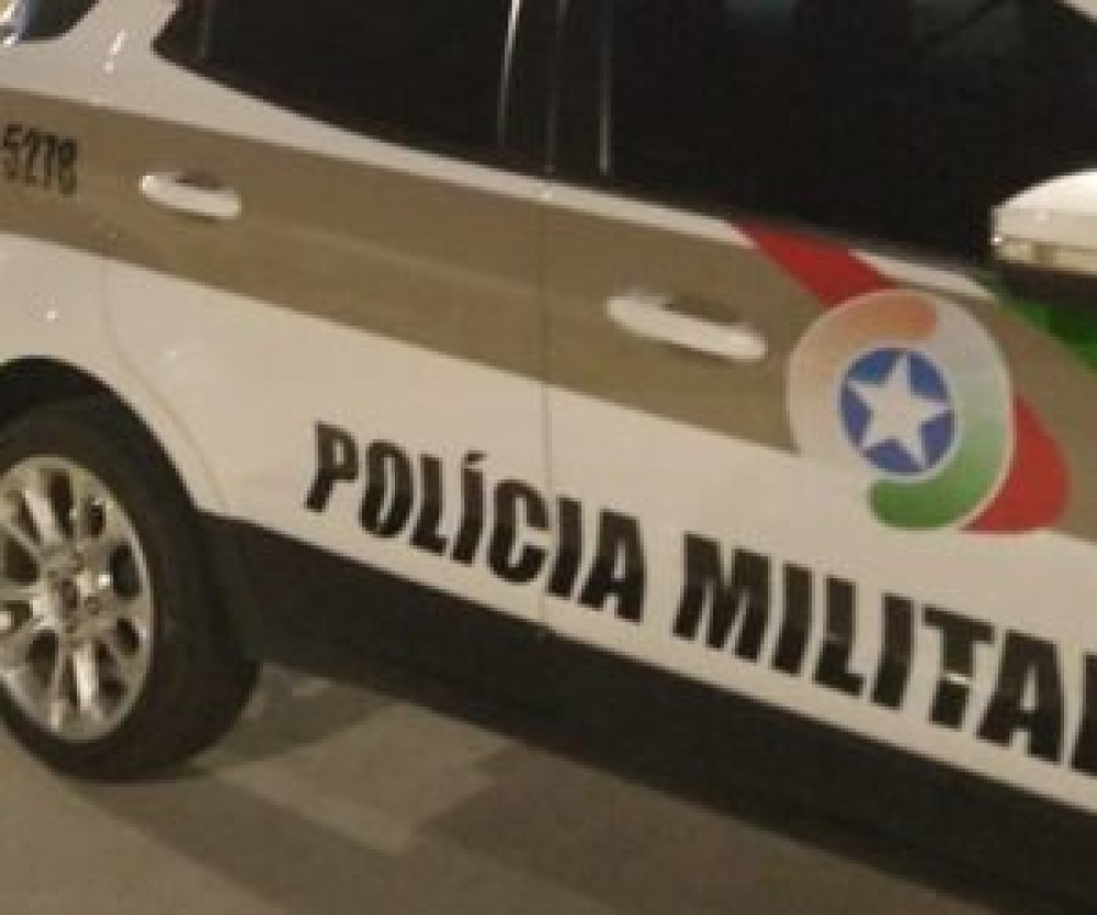Polícia Militar prende três homens e apreende drogas em Jaraguá do Sul