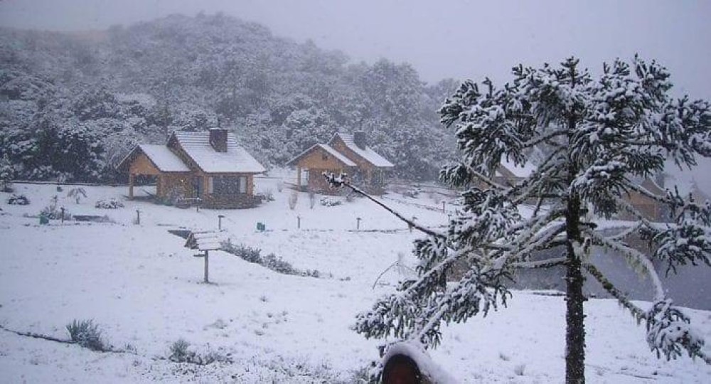 Destinos para curtir o frio em Santa Catarina: geada, paisagens congeladas e experiências inesquecíveis na Serra Catarinense