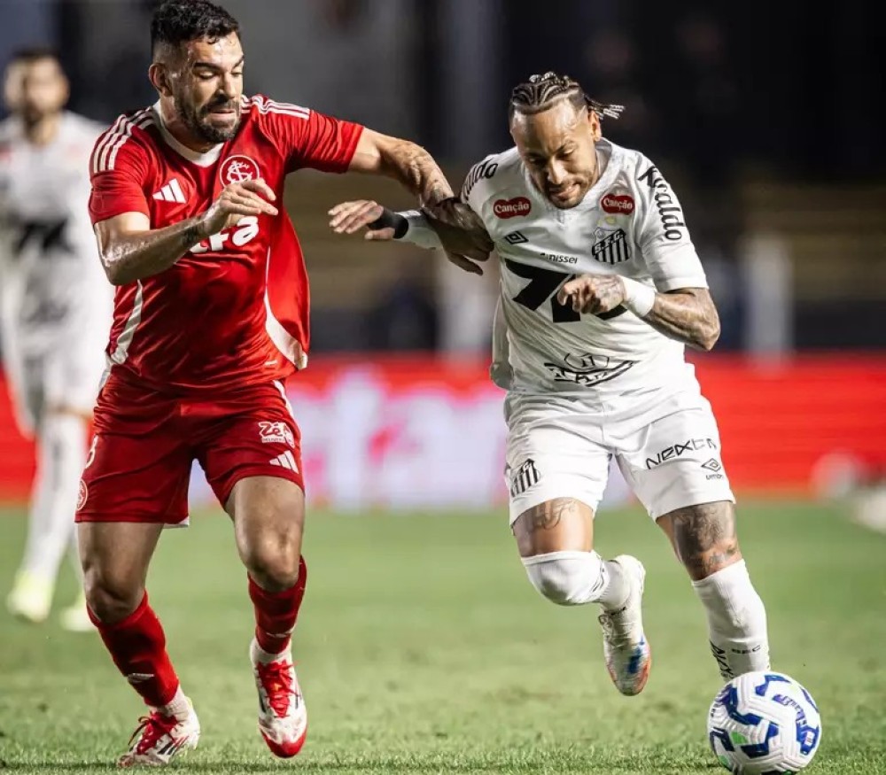 Internacional encara o Santos em busca da primeira vitória no Brasileirão