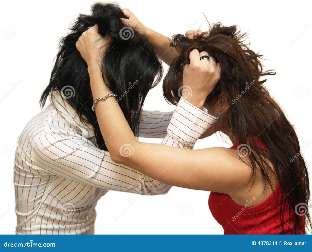 COLUNA DO MOA - Treta entre duas cabeleireiras em Jaraguá está dando o que falar.