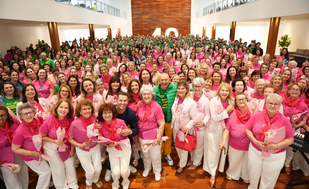 Havan abre campanha Outubro Rosa e doa R$ 1,2 milhão à Rede Feminina de Combate ao Câncer